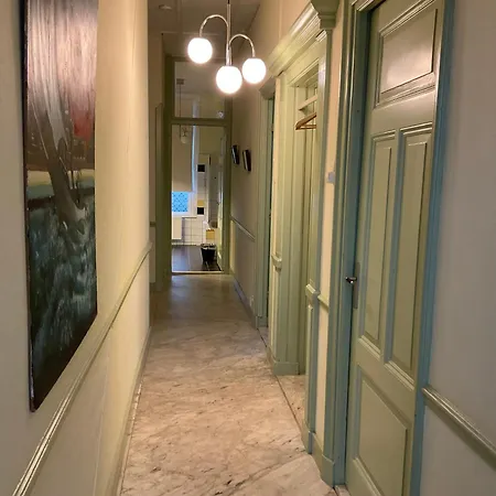 Apartment Multatuli House By Hofstad The Hague