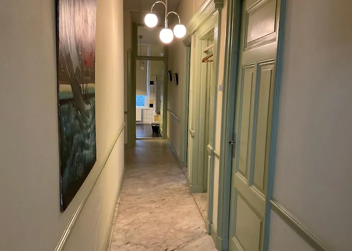 Apartment Multatuli House By Hofstad Den Haag